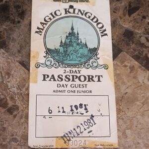 Vintage 1981 Magic Kingdom 2-Day Passport Day Guest Ticket - White and Teal